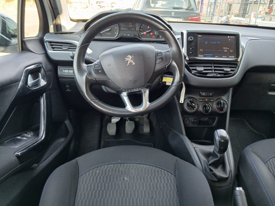 Imagen de Peugeot 208