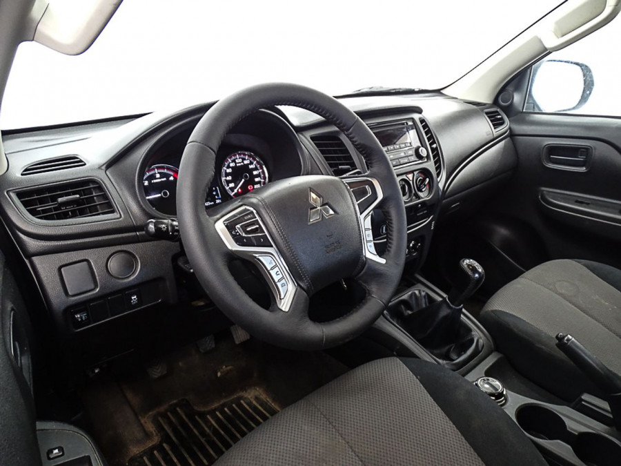 Imagen de Mitsubishi L200