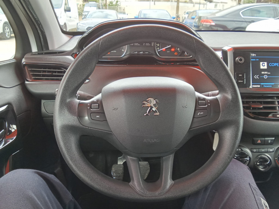 Imagen de Peugeot 208