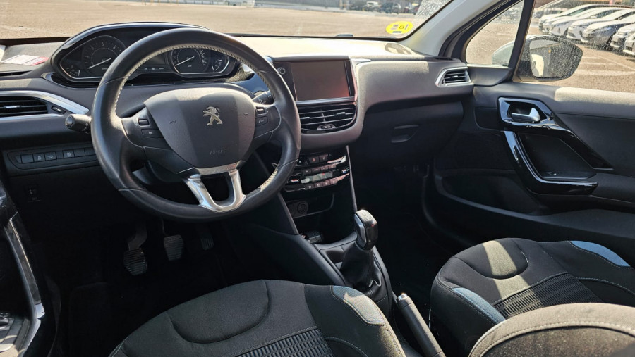 Imagen de Peugeot 208