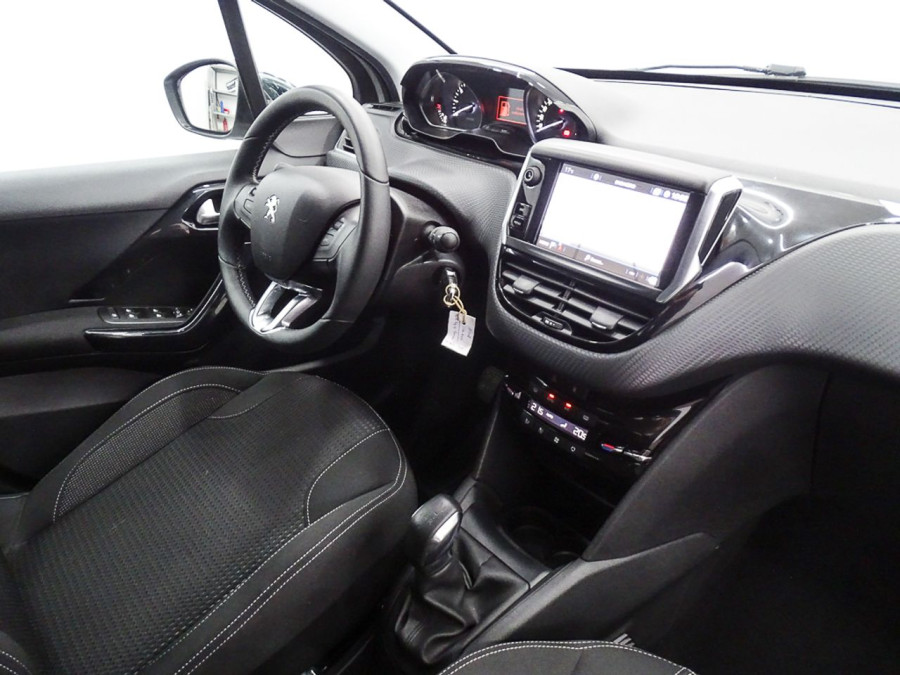 Imagen de Peugeot 208