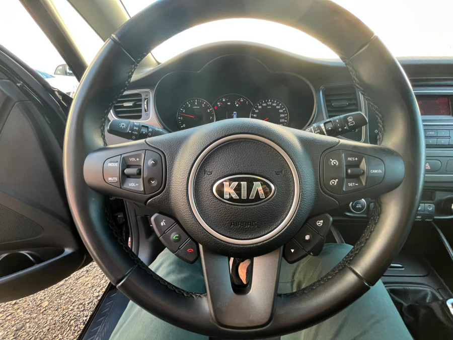 Imagen de Kia Carens