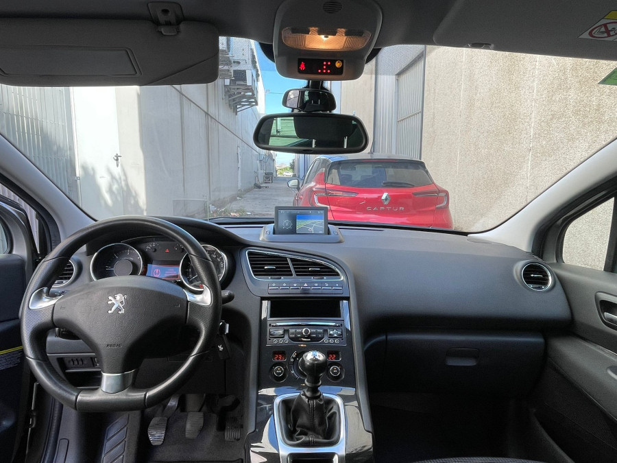 Imagen de Peugeot 5008